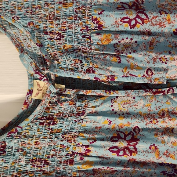 Tunic Shirt - Picture 4 of 4